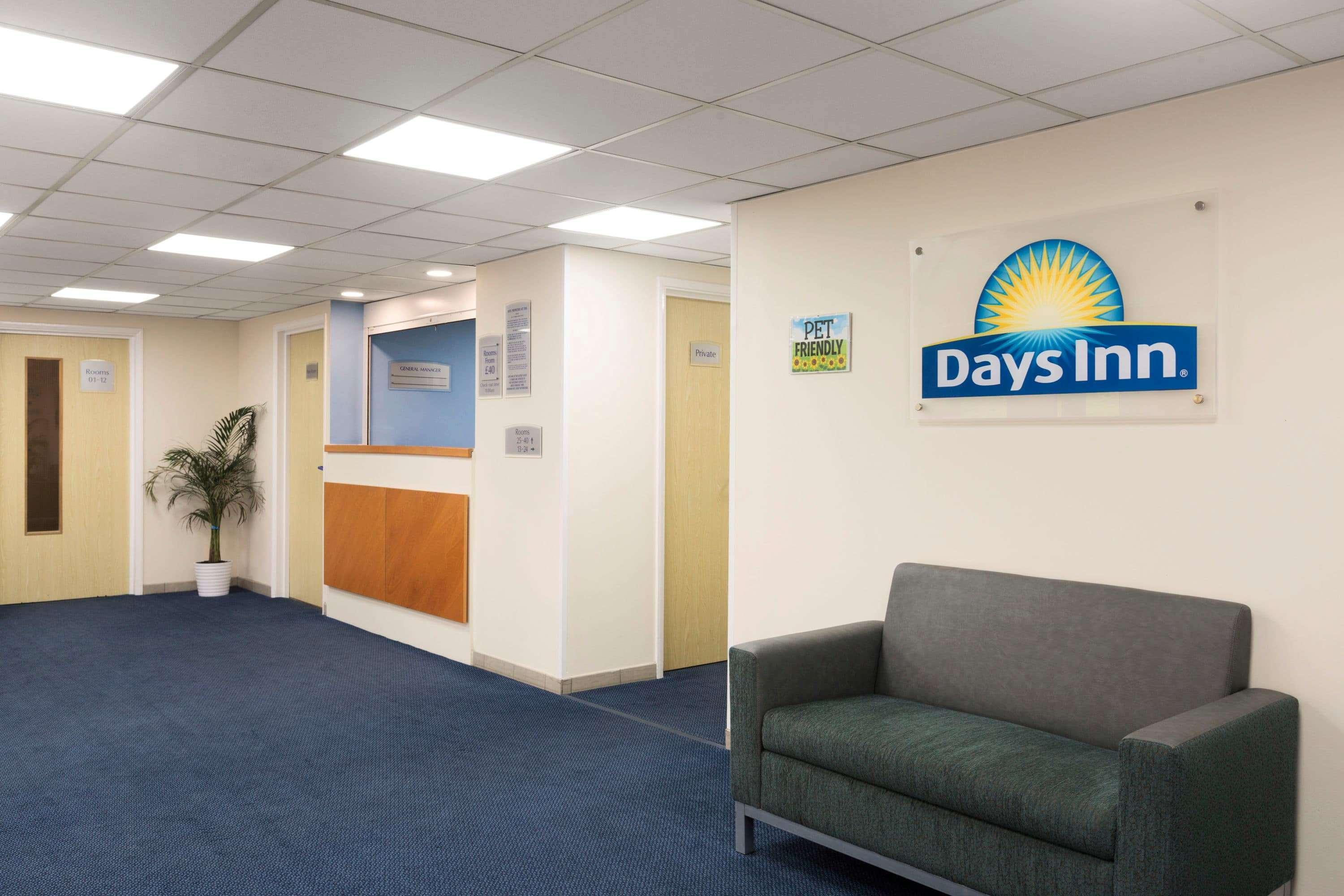 Days Inn Sutton Scotney South מראה חיצוני תמונה